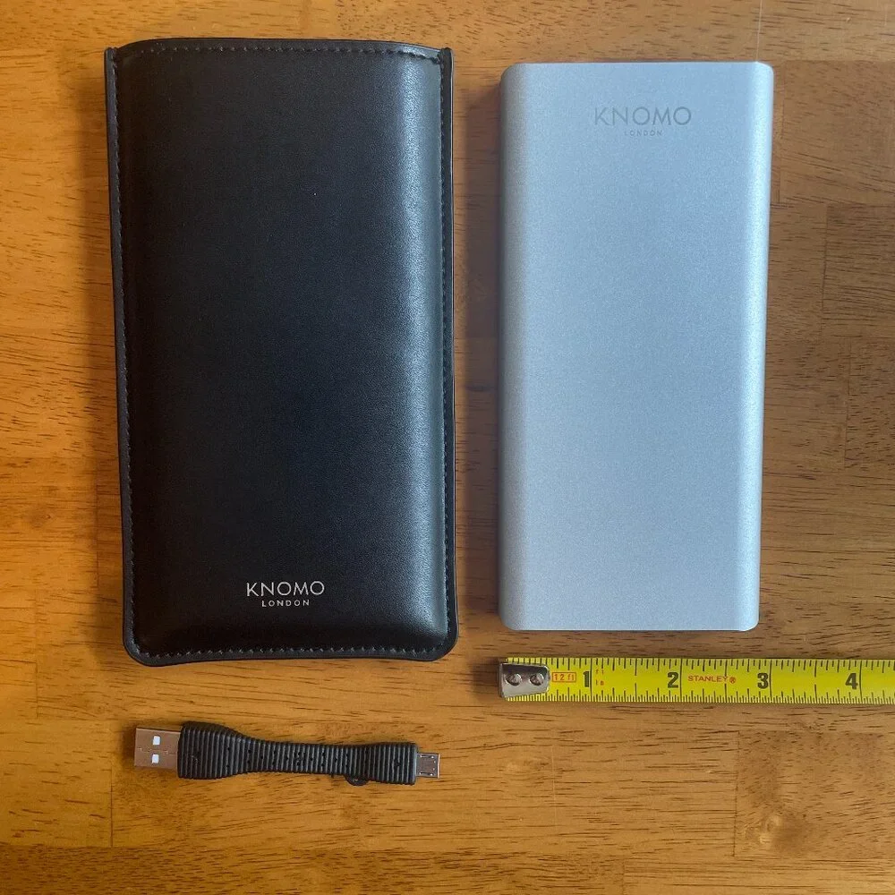 KNOMO London 10,000 mAh portable battery power pack with case